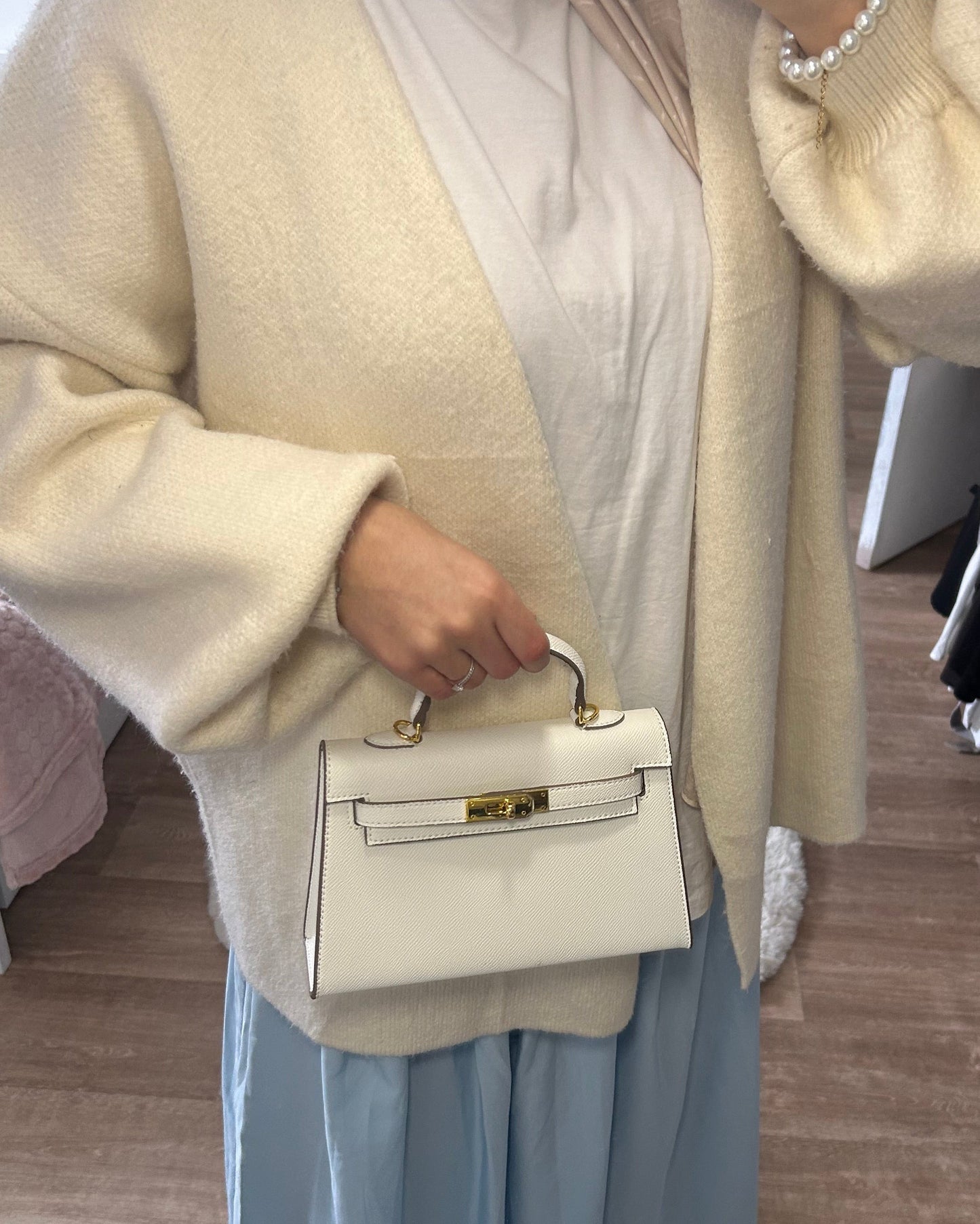 Kelly White Inspiration Bag